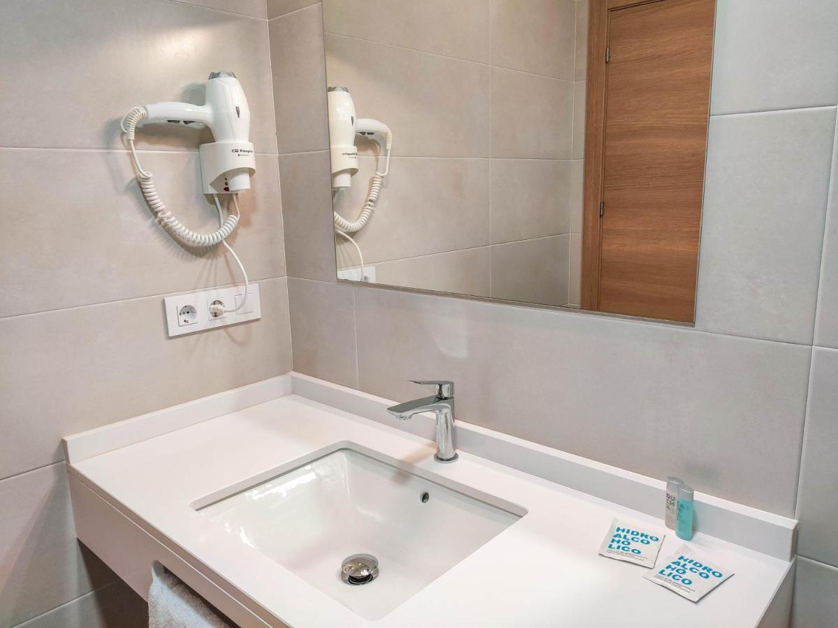 Hostal Oleo Auto Check-In Santender Kültér fotó